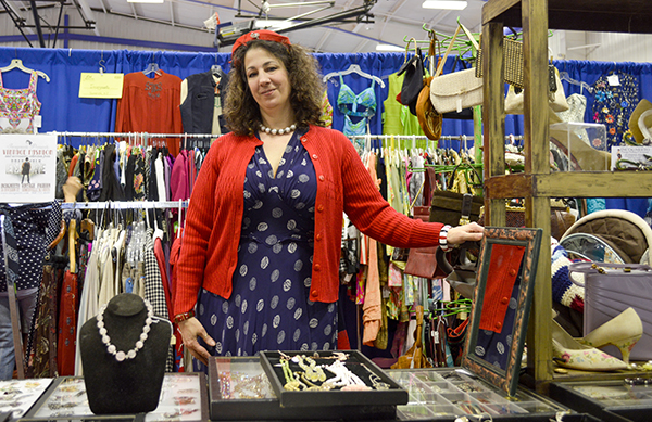 Incogneeto vintage store with Stacy LoAlbo at the Danbury Vintage Show