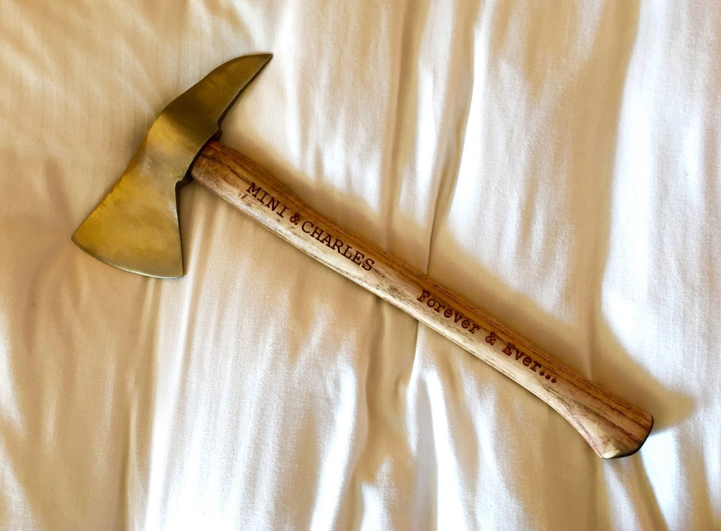 Wedding axe inspired by the Shining movie